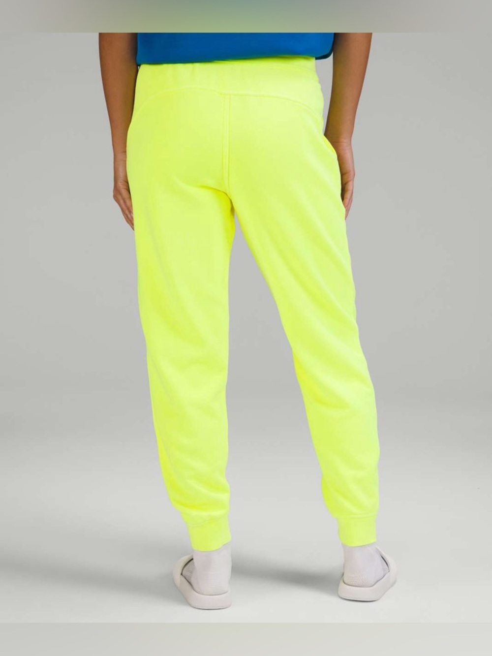 Lululemon Scuba High-Rise French Terry Jogger- Highlight Yellow- Size 6 - Picture 3 of 7